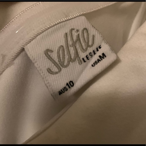 Off shoulder Ruffle Mini Dress White - Picture 5 of 7